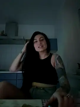 Snapshot of Ruby_yy chatting on December 2025 07:53:02 PM Ruby yy online show from December 2025 07:53:02 PM