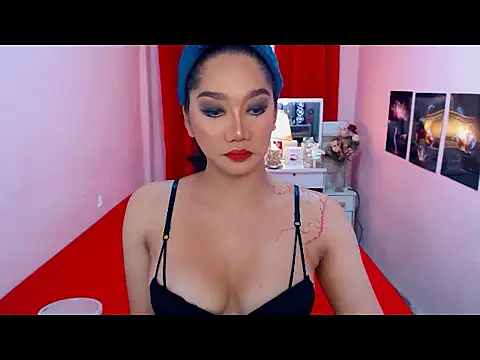 UrScreenGoddess online show from March 2026 11:32:01 PM