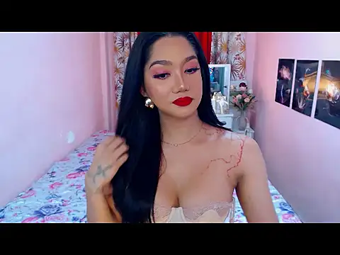 UrScreenGoddess online show from May 2026 12:49:01 AM