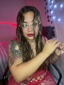 Lindalatina2001 online show from January 2026 01:10:02 AM