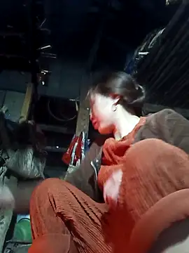 Evelyn-n online show from February 2026 12:31:01 PM