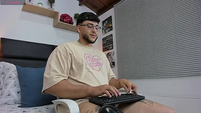 mike foxxx  online show from February 2026 03:59:02 AM