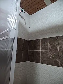 Snapshot of Julia-Blair chatting on December 2025 05:18:02 PM Julia-Blair online show from December 2025 05:18:02 PM