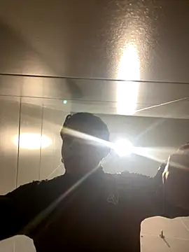 Snapshot of Matias_016 chatting on December 2025 08:03:01 PM Matias 016 online show from December 2025 08:03:01 PM