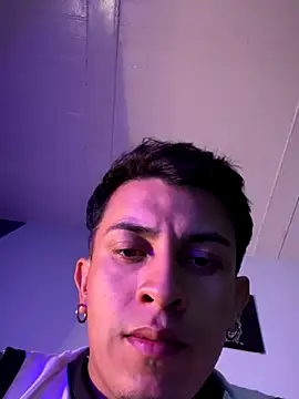 Snapshot of Matias_016 chatting on December 2025 03:36:02 AM Matias 016 online show from December 2025 03:36:02 AM