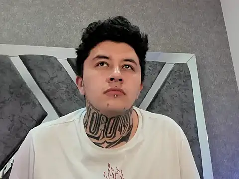 matthew and mila online show from February 2026 07:51:01 PM