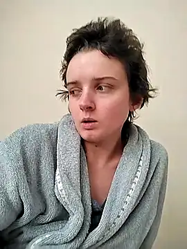 Snapshot of Amy01112 chatting on April 2026 03:58:01 PM Amy01112 online show from April 2026 03:58:01 PM
