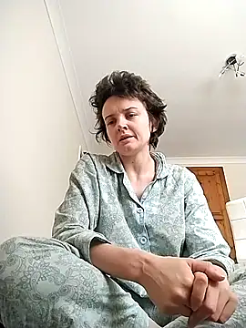Snapshot of Amy01112 chatting on May 2026 10:54:01 AM Amy01112 online show from May 2026 10:54:01 AM