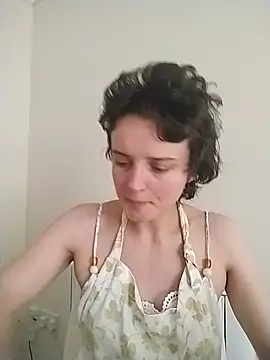 Snapshot of Amy01112 chatting on June 2026 07:07:01 PM Amy01112 online show from June 2026 07:07:01 PM