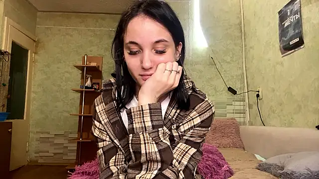 StacyHoyles online show from February 2026 12:10:01 PM