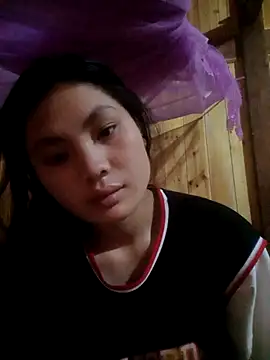 Hilary-123 online show from April 2026 11:28:01 PM