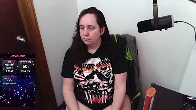 Snapshot of msgamergirl69 chatting on February 2026 05:05:02 AM msgamergirl69 online show from February 2026 05:05:02 AM