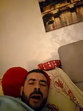 Snapshot of Cicciolino_23 chatting on December 2025 03:03:01 AM Cicciolino 23 online show from December 2025 03:03:01 AM