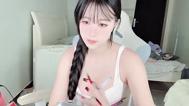CCmakelong online show from May 2026 05:04:01 AM