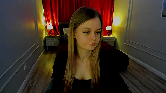 Snapshot of MidnighteAura chatting on March 2026 03:35:02 AM MidnighteAura online show from March 2026 03:35:02 AM