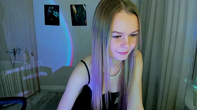 Snapshot of MidnighteAura chatting on March 2026 11:37:01 AM MidnighteAura online show from March 2026 11:37:01 AM