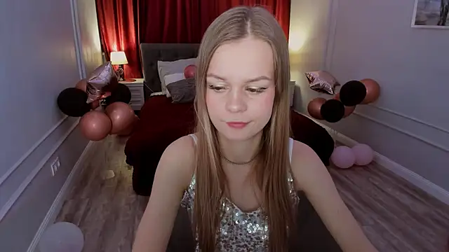 Snapshot of MidnighteAura chatting on March 2026 07:30:01 PM MidnighteAura online show from March 2026 07:30:01 PM