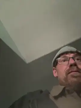 BamaBoi40AL online show from December 2025 01:28:02 PM