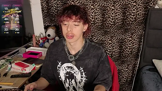 Snapshot of Otter_Starr chatting on March 2026 03:34:01 AM Otter Starr online show from March 2026 03:34:01 AM