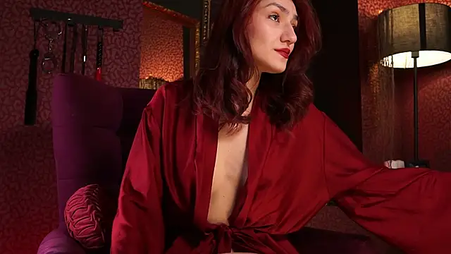 Roxa Lana online show from May 2026 02:44:02 PM