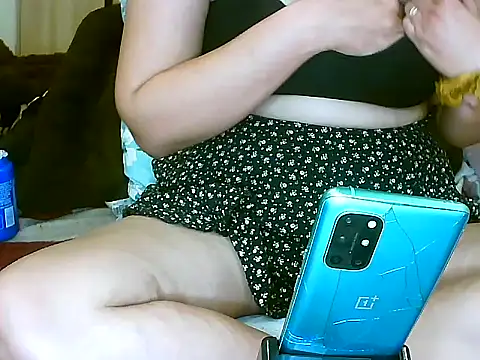 aarti queen online show from December 2025 09:38:01 AM