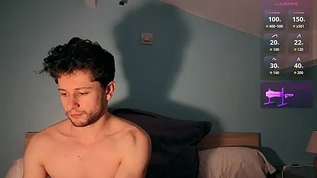 Snapshot of EvanIz101 chatting on February 2026 09:29:02 PM EvanIz101 online show from February 2026 09:29:02 PM