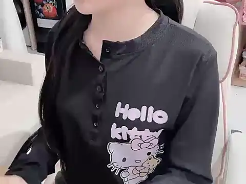 Snapshot of Yuyu-baobei chatting on April 2026 02:03:01 PM Yuyu-baobei online show from April 2026 02:03:01 PM