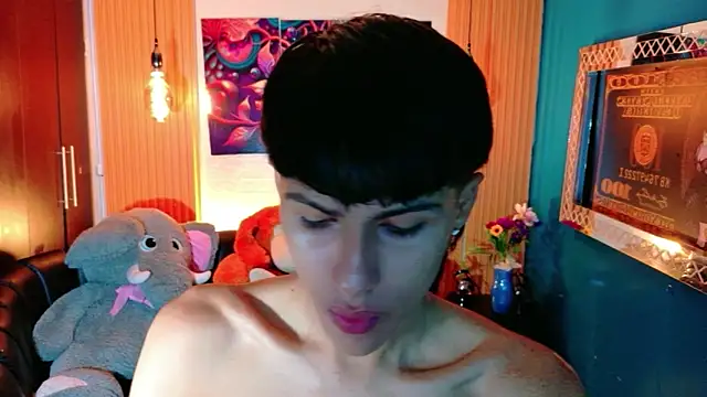 StormLuxX online show from May 2026 12:32:02 PM