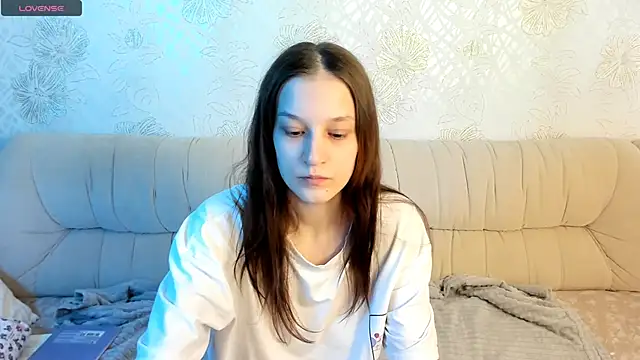 KrisDoeil online show from May 2026 02:08:01 AM