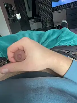 Snapshot of en93000 chatting on February 2026 09:28:02 AM en93000 online show from February 2026 09:28:02 AM