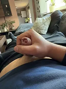 Snapshot of en93000 chatting on March 2026 03:29:01 PM en93000 online show from March 2026 03:29:01 PM