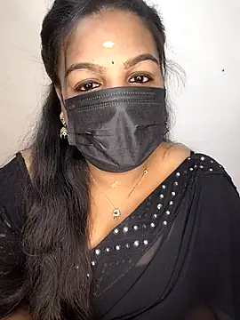 Snapshot of Tamil_Shara chatting on February 2026 04:02:01 PM Tamil Shara online show from February 2026 04:02:01 PM