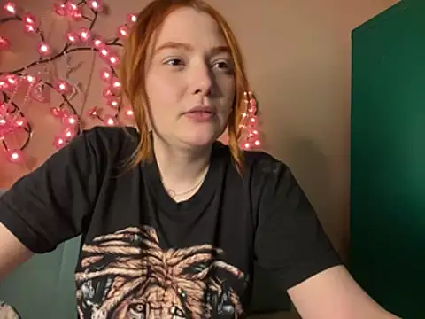 Ungoliant Kiss online show from April 2026 08:57:02 PM