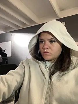 Camila Duarte2 online show from January 2026 01:26:01 PM