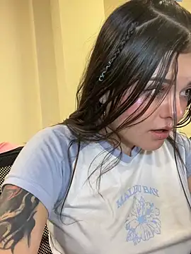 Camila Duarte2 online show from April 2026 08:57:02 PM