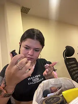 Camila Duarte2 online show from May 2026 01:05:02 PM