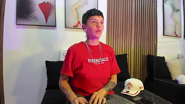 Snapshot of naughty_girlwd chatting on February 2026 04:41:02 AM naughty girlwd online show from February 2026 04:41:02 AM