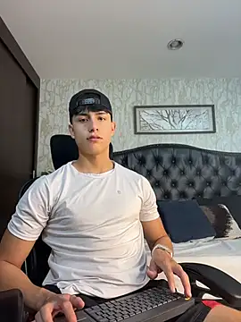 Lander Cruz online show from May 2026 03:06:01 PM