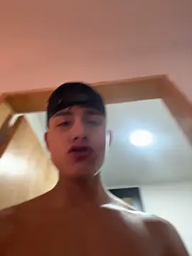 Lander Cruz online show from June 2026 02:42:01 PM