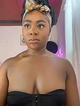 Snapshot of Cynthia_es chatting on February 2026 03:55:01 PM Cynthia es online show from February 2026 03:55:01 PM