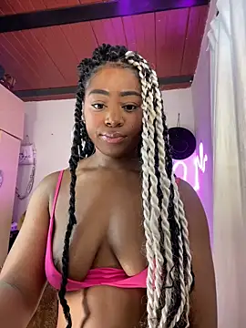 Snapshot of Cynthia_es chatting on April 2026 01:18:01 PM Cynthia es online show from April 2026 01:18:01 PM