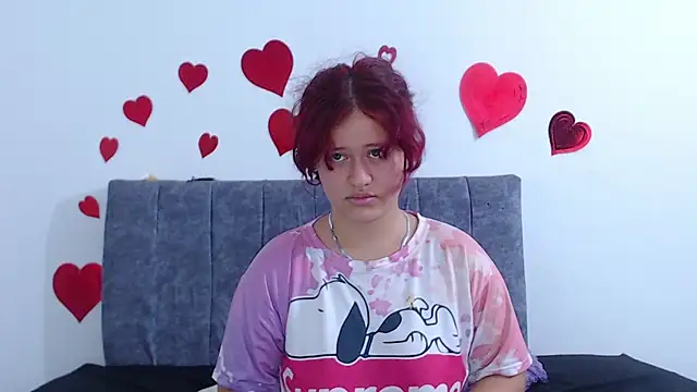 hottie couplee online show from June 2026 12:13:02 AM