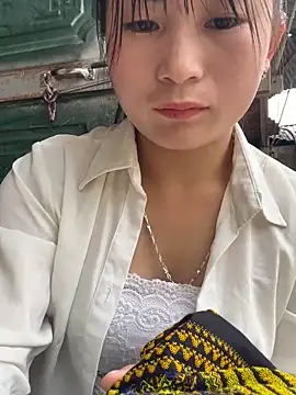 Maiphu34 online show from April 2026 03:13:02 AM