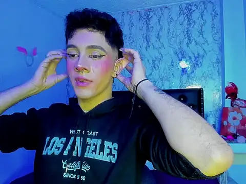 Snapshot of BlakeNoir_ chatting on December 2025 12:29:01 AM BlakeNoir online show from December 2025 12:29:01 AM