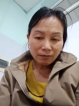 Lili-123k online show from February 2026 08:20:01 AM