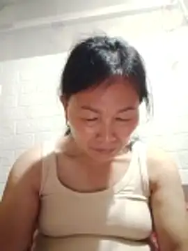 Lili-123k online show from April 2026 02:08:02 PM