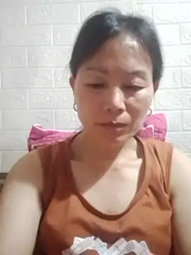 Lili-123k online show from April 2026 03:42:02 PM