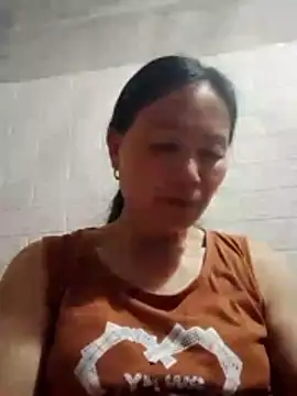 Lili-123k online show from May 2026 02:25:02 PM