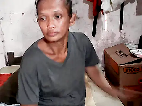 Snapshot of shimmirlyn_89 chatting on December 2025 06:54:02 AM shimmirlyn 89 online show from December 2025 06:54:02 AM