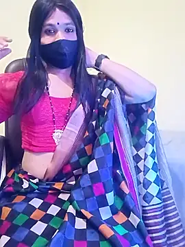 Lovely Ladyboy star online show from April 2026 09:41:02 PM